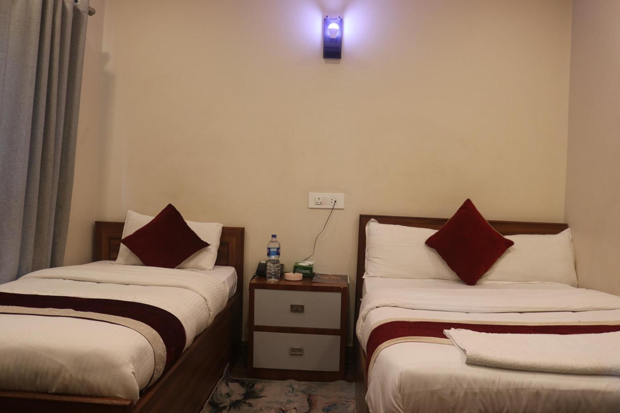 Hotel Tiktok Catmandu Exterior foto